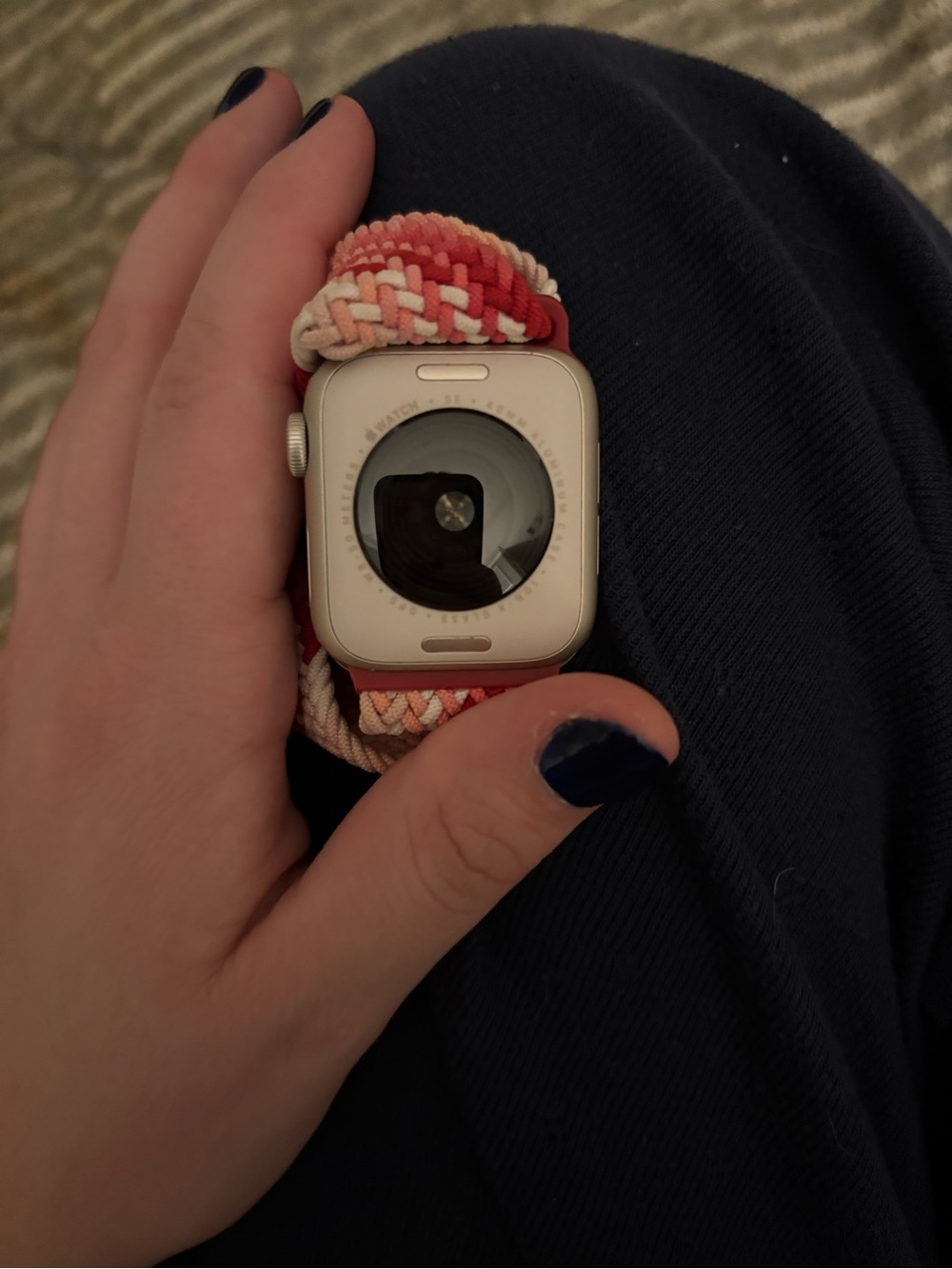 Apple Watch SE Second Generation (40mm) - Picture 3 of 5